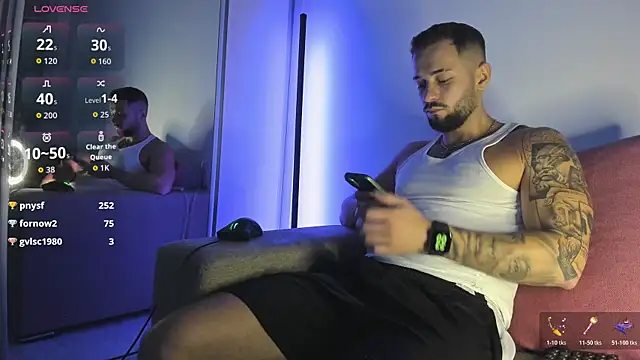 nicholasX1 webcam