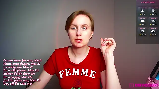 KinkyMissCherry webcam
