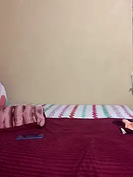 Lady-Amina live cam