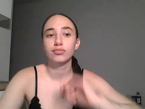DarkMirel live cam