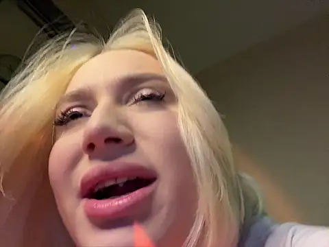 MCThroatGoat webcam