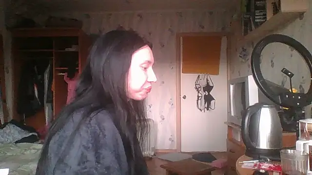 RussNocturnal webcam