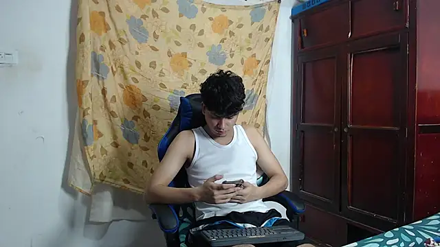 alice_julls webcam