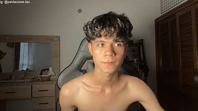 OopsAgain_ webcam