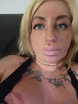 MiaMooly webcam