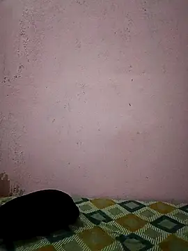 Kajal_baby76 webcam