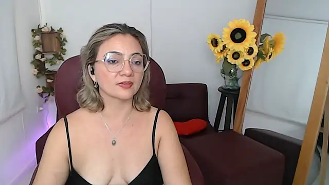 ana_milf webcam