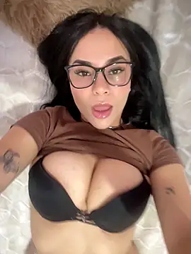 Naatalia live cam