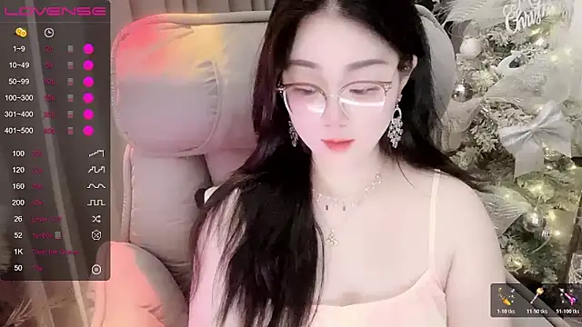 Monica-666888- webcam