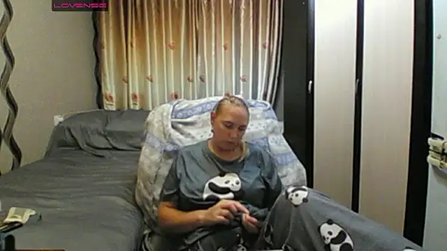 JenniDeep webcam