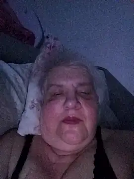 HapinessLovee webcam
