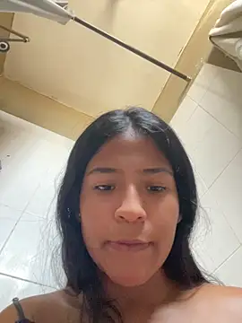 LeahBar