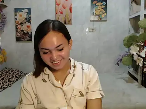 ur_asiankat webcam