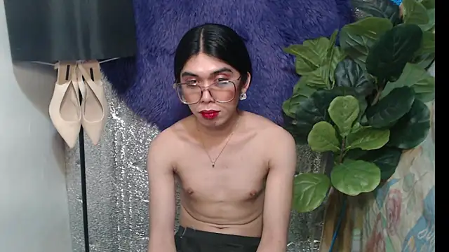 RoseAmarie webcam