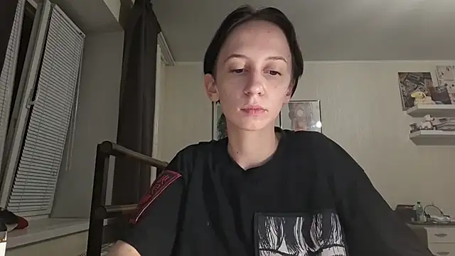 secrettt_poison webcam