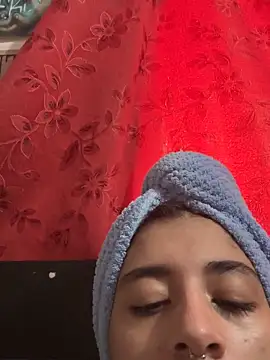 Cherry_Luna1 webcam