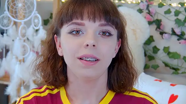 ElisabethDavis webcam