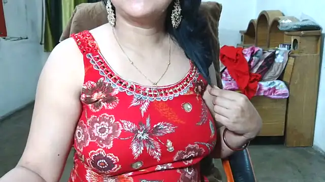 Cute_Mahi22 webcam