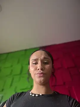 Isabella-Teen webcam