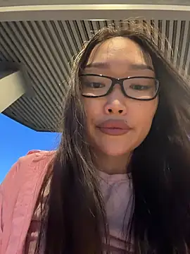 trytomakememoam webcam