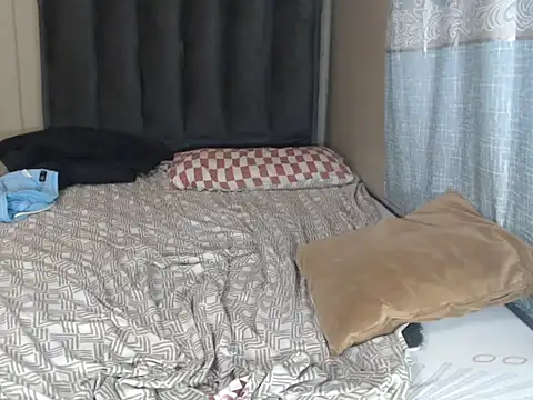 SexyMidnight webcam
