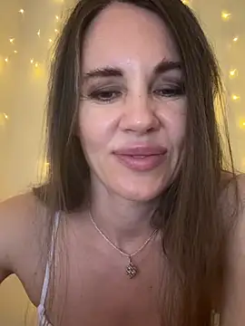 LucieMack webcam