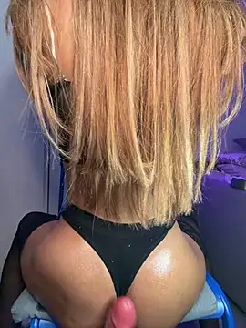 Crazycouplelive_ webcam