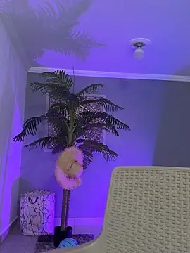 Mau_White webcam