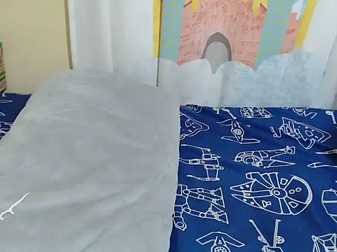 zeina_gen webcam