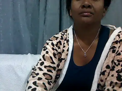 sexyladii live cam on StripChat