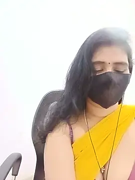 Lucky-Deepthi webcam
