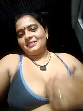 Hot_komal1
