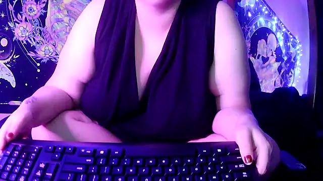 princessblazed444 - Princessblazed444's free webcam - UK Sex Cams