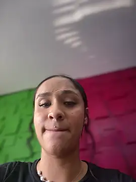 Isabella-Teen webcam