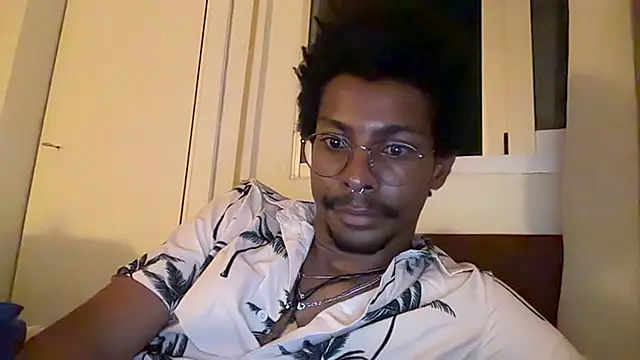 HoleBreeder webcam