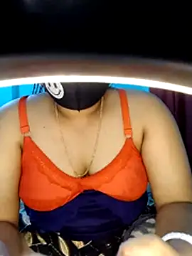 priya2098 webcam