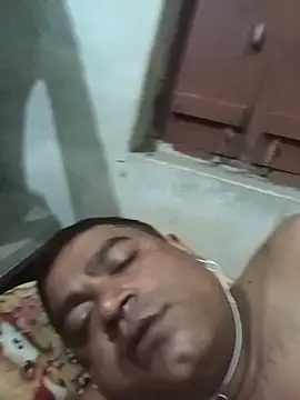 deshilnd live cam on StripChat