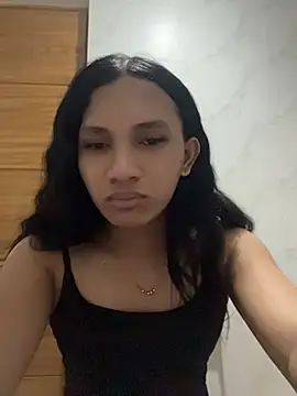 slutty_aki webcam
