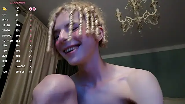 Kudi_Minnt webcam