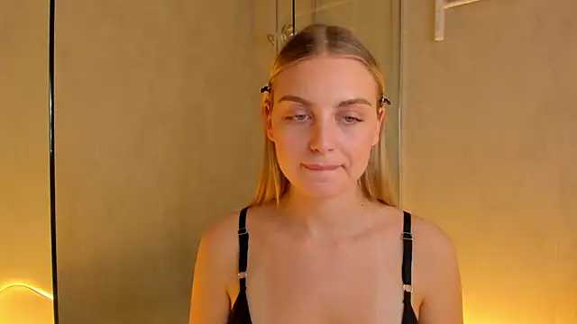 pretty_girlnextdoor webcam