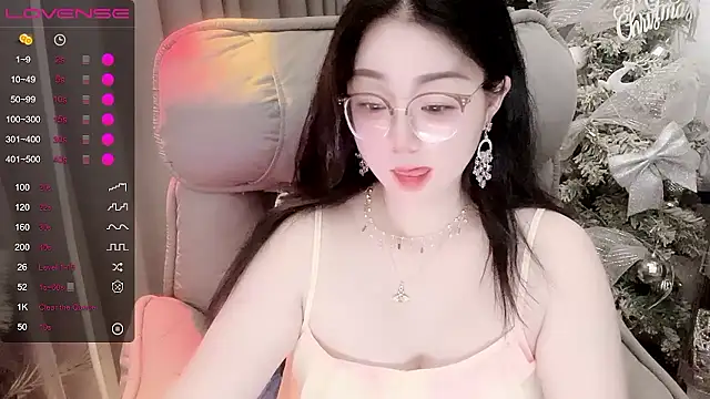 Monica-666888- webcam