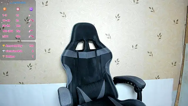 NicoleDaviss webcam
