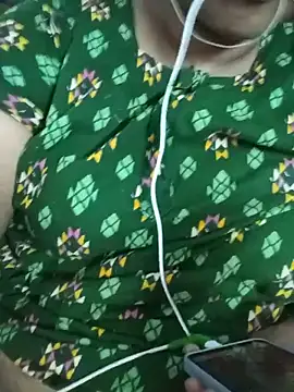 deepika-mallus webcam