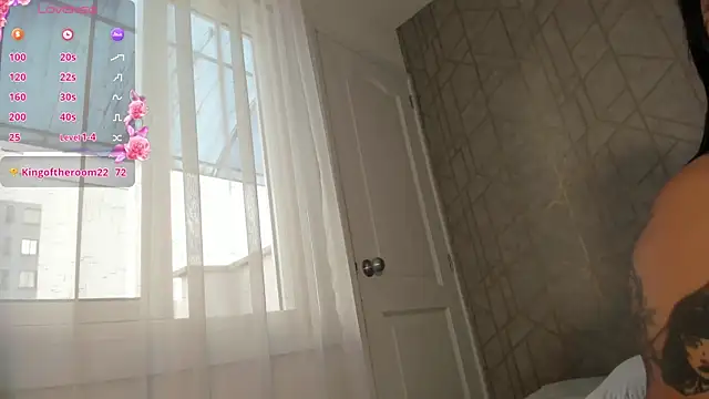 MiiaaVelvet webcam