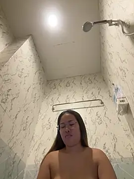 Ponthip webcam