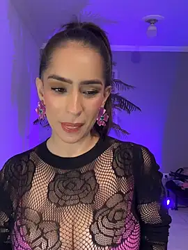 Mau_White webcam