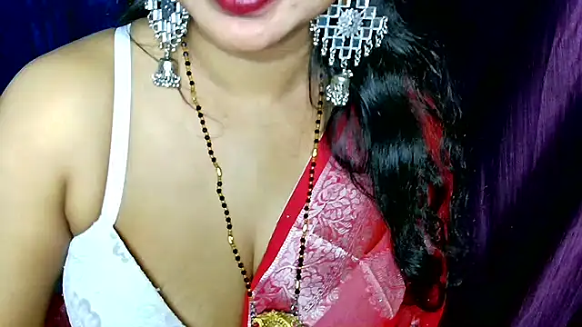 Pyari1 live sex cam