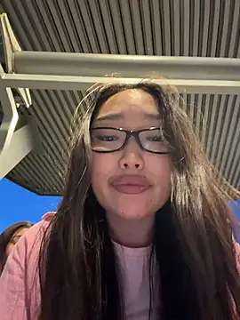 trytomakememoam webcam