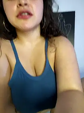 SeleneLuminari8 webcam
