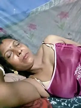 Savita992 webcam